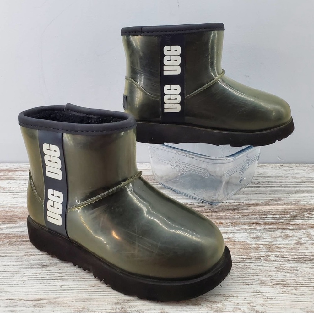 UGG clear classic mini II - size 12
